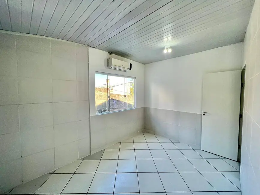 Casa com 3 quartos para alugar, 80m2 em Jurerê, Florianopolis - SC - imagem 9 Foto 9 de Casa com 3 quartos para alugar, 80m2 em Jurerê, Florianopolis - SC