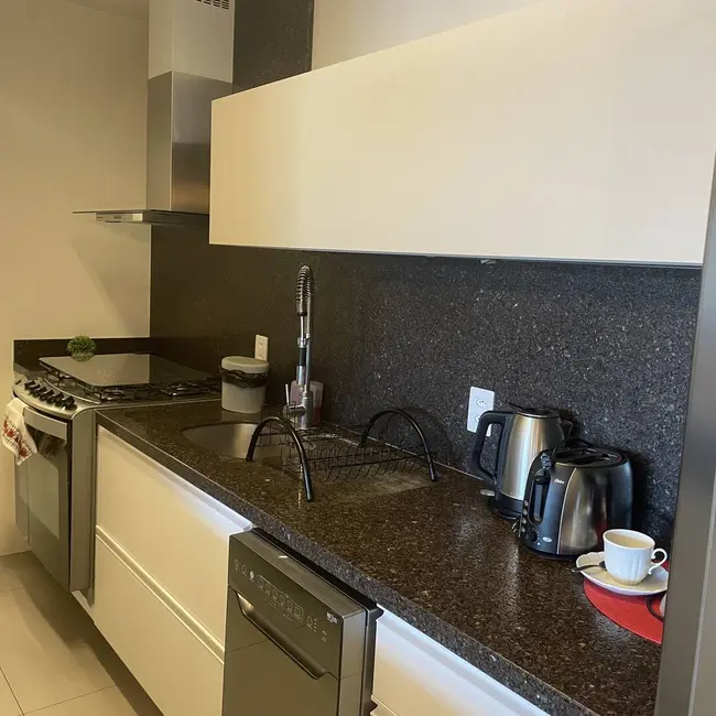 Apartamento com 2 quartos para alugar, 107m2 em Jurerê Internacional, Florianopolis - SC - imagem 5 Foto 5 de Apartamento com 2 quartos para alugar, 107m2 em Jurerê Internacional, Florianopolis - SC