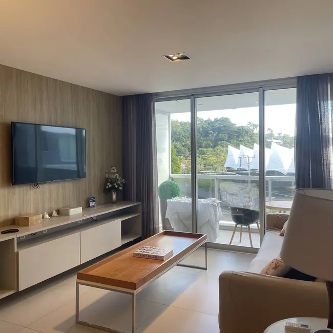 Apartamento com 2 quartos para alugar, 107m2 em Jurerê Internacional, Florianopolis - SC - imagem 1 Foto 1 de Apartamento com 2 quartos para alugar, 107m2 em Jurerê Internacional, Florianopolis - SC