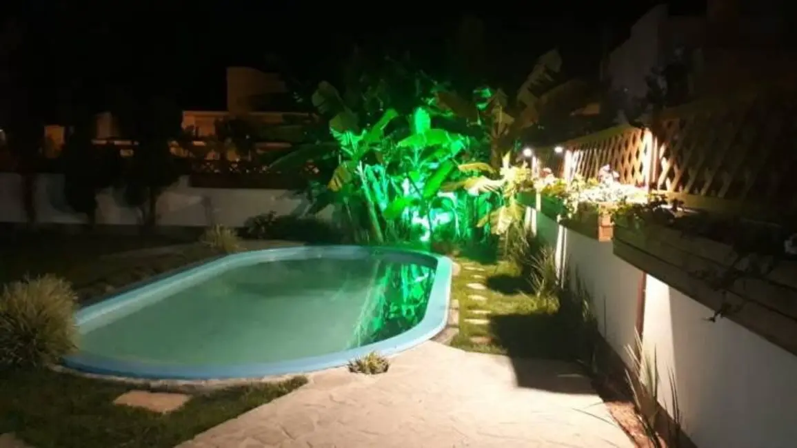 Casa com 3 quartos à venda, 210m2 em Cachoeira do Bom Jesus, Florianopolis - SC - imagem 9 Foto 9 de Casa com 3 quartos à venda, 210m2 em Cachoeira do Bom Jesus, Florianopolis - SC