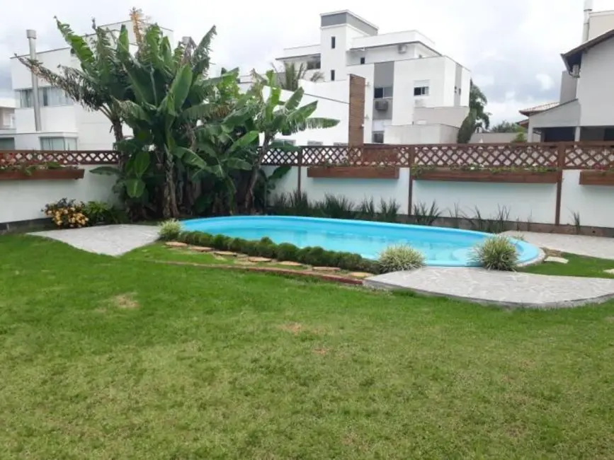 Casa com 3 quartos à venda, 210m2 em Cachoeira do Bom Jesus, Florianopolis - SC - imagem 5 Foto 5 de Casa com 3 quartos à venda, 210m2 em Cachoeira do Bom Jesus, Florianopolis - SC