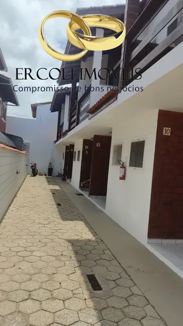 Foto 2 de Casa de Condomínio com 2 quartos à venda, 50m2 em Itanhaem - SP