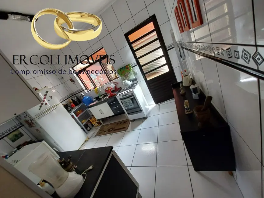 Foto 3 de Casa de Condomínio com 2 quartos à venda, 50m2 em Itanhaem - SP