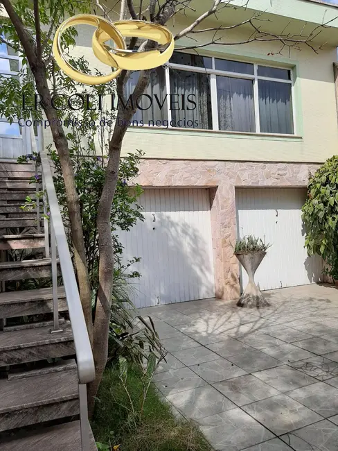 Casa com 3 quartos à venda, 294m2 em Vila Formosa, São Paulo - SP - imagem 2 Foto 2 de Casa com 3 quartos à venda, 294m2 em Vila Formosa, São Paulo - SP