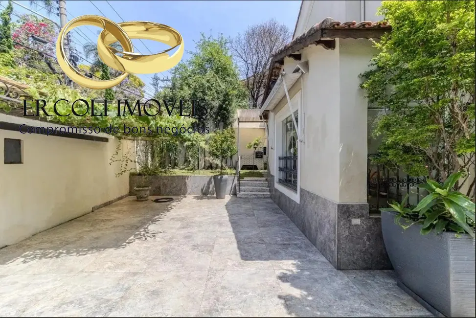 Foto 2 de Casa com 3 quartos à venda, 300m2 em Pacaembu, São Paulo - SP