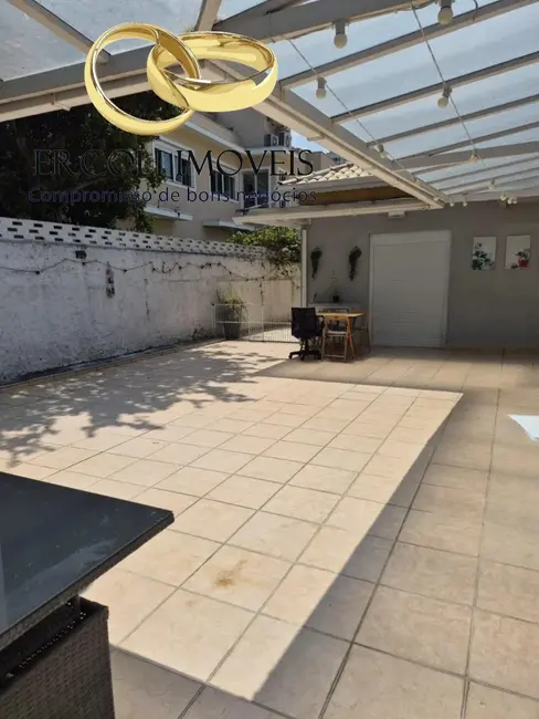 Foto 8 de Casa com 4 quartos à venda, 262m2 em São Paulo - SP