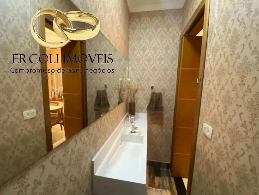 Casa com 6 quartos à venda, 310m2 em Lapa, São Paulo - SP - imagem 8 Foto 8 de Casa com 6 quartos à venda, 310m2 em Lapa, São Paulo - SP