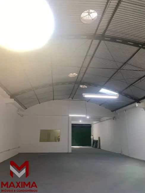 Foto 9 de Armazém / Galpão para alugar, 220m2 em Parque Duque, Duque De Caxias - RJ