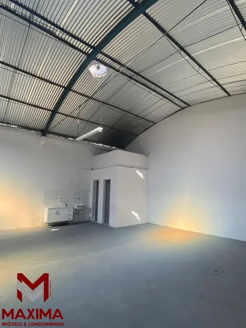 Foto 7 de Armazém / Galpão para alugar, 220m2 em Parque Duque, Duque De Caxias - RJ