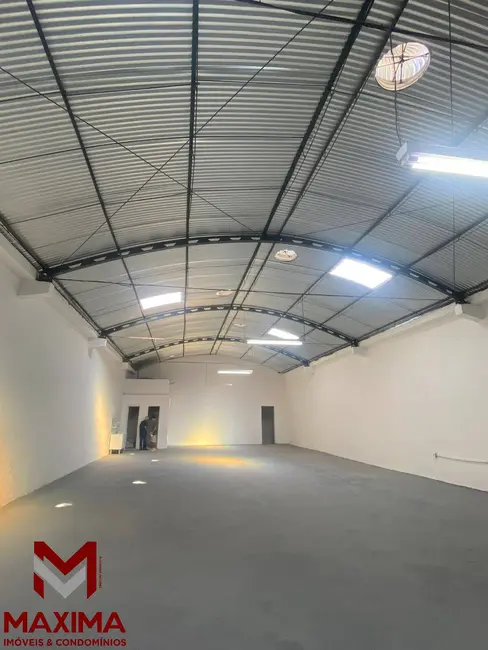 Foto 3 de Armazém / Galpão para alugar, 220m2 em Parque Duque, Duque De Caxias - RJ