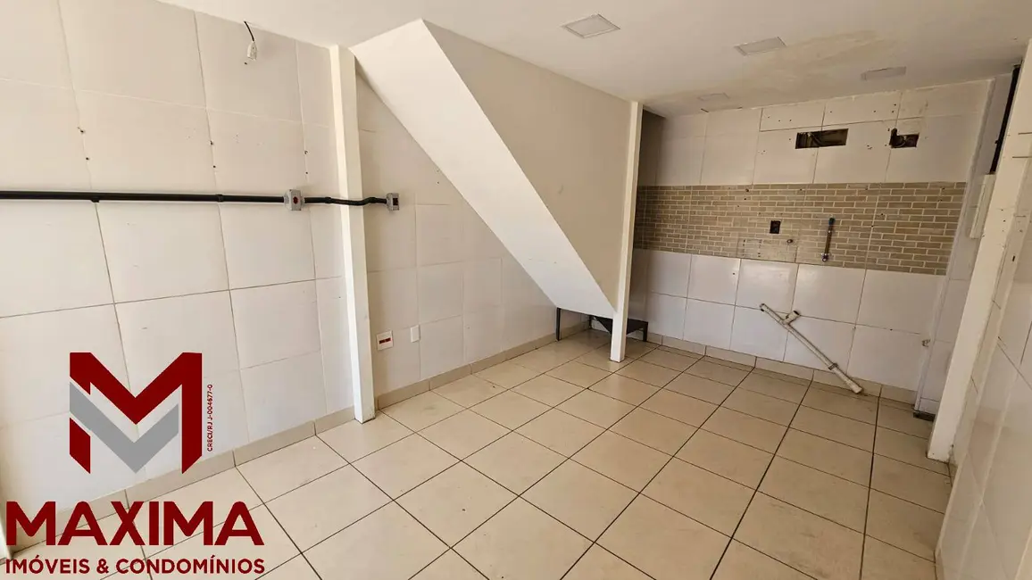 Sala Comercial à venda e para alugar, 40m2 em Jacarepaguá, Rio De Janeiro - RJ - imagem 6 Foto 6 de Sala Comercial à venda e para alugar, 40m2 em Jacarepaguá, Rio De Janeiro - RJ