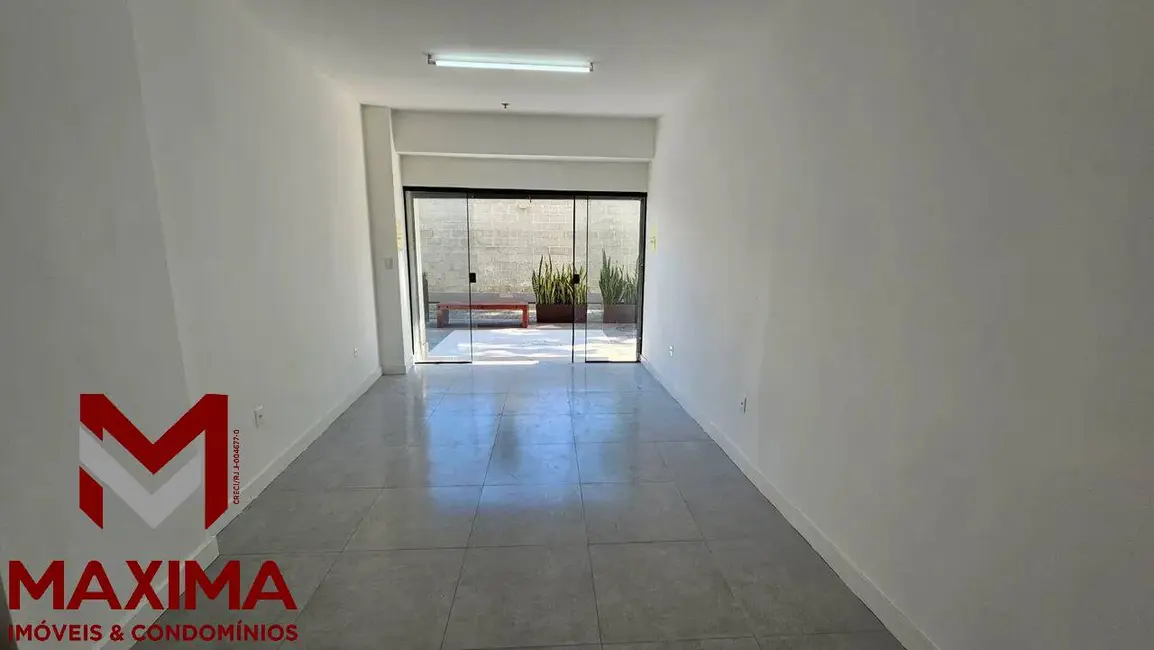 Loja para alugar, 24m2 em Rio De Janeiro - RJ - imagem 6 Foto 6 de Loja para alugar, 24m2 em Rio De Janeiro - RJ