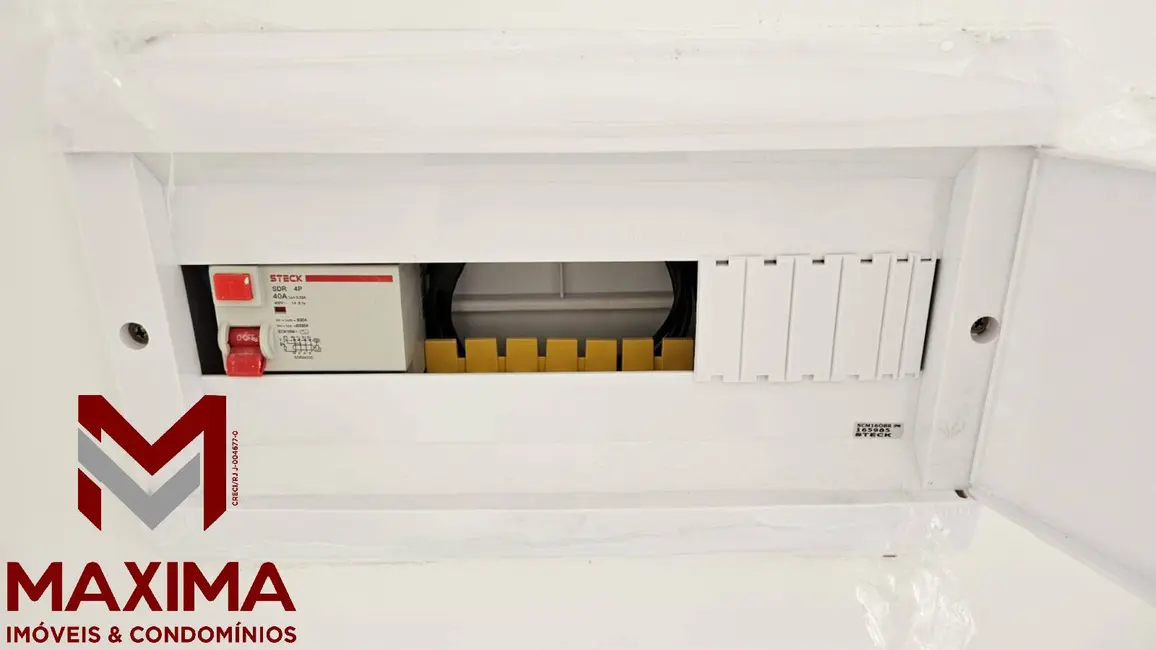 Loja para alugar, 24m2 em Rio De Janeiro - RJ - imagem 8 Foto 8 de Loja para alugar, 24m2 em Rio De Janeiro - RJ