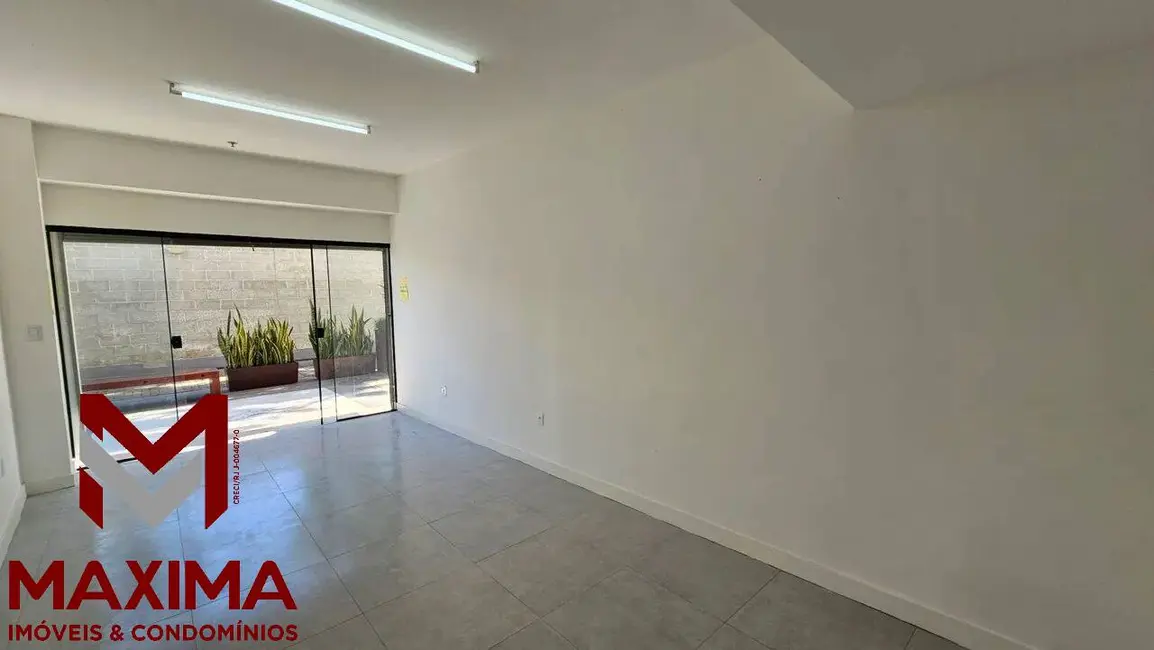 Loja para alugar, 24m2 em Rio De Janeiro - RJ - imagem 7 Foto 7 de Loja para alugar, 24m2 em Rio De Janeiro - RJ