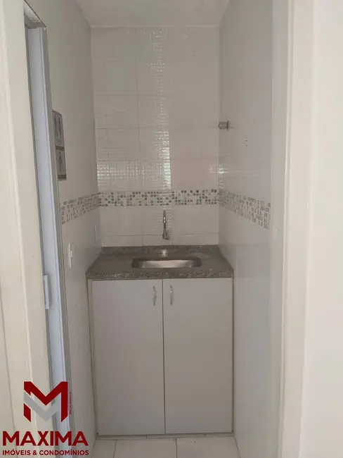 Sala Comercial à venda, 30m2 em Centro, Duque De Caxias - RJ - imagem 6 Foto 6 de Sala Comercial à venda, 30m2 em Centro, Duque De Caxias - RJ