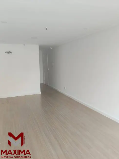 Sala Comercial à venda, 30m2 em Centro, Duque De Caxias - RJ - imagem 4 Foto 4 de Sala Comercial à venda, 30m2 em Centro, Duque De Caxias - RJ