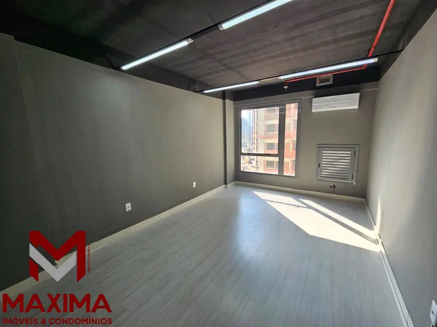 Foto 1 de Sala Comercial para alugar, 23m2 em Rio De Janeiro - RJ