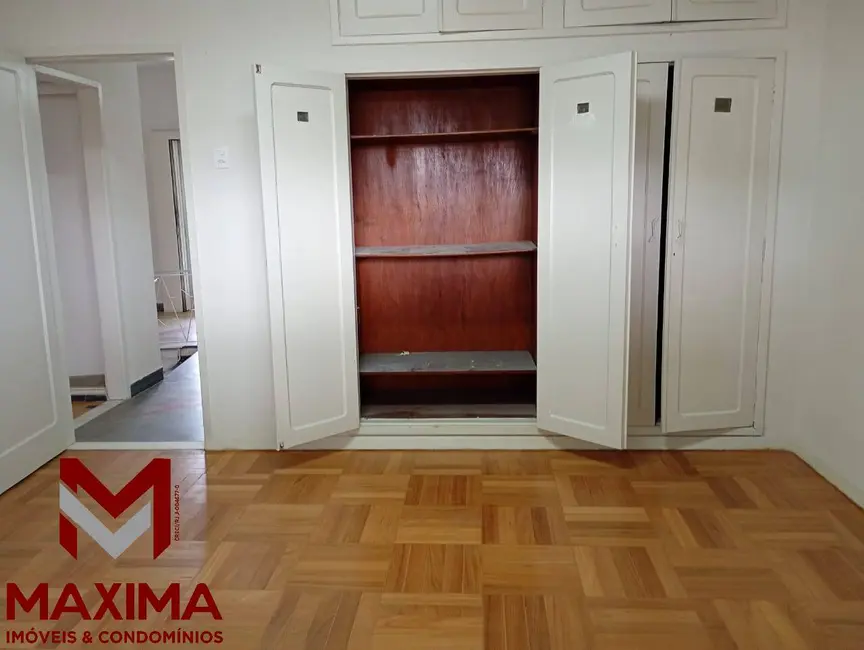 Casa com 2 quartos para alugar, 200m2 em Jardim Vinte e Cinco de Agosto, Duque De Caxias - RJ - imagem 5 Foto 5 de Casa com 2 quartos para alugar, 200m2 em Jardim Vinte e Cinco de Agosto, Duque De Caxias - RJ