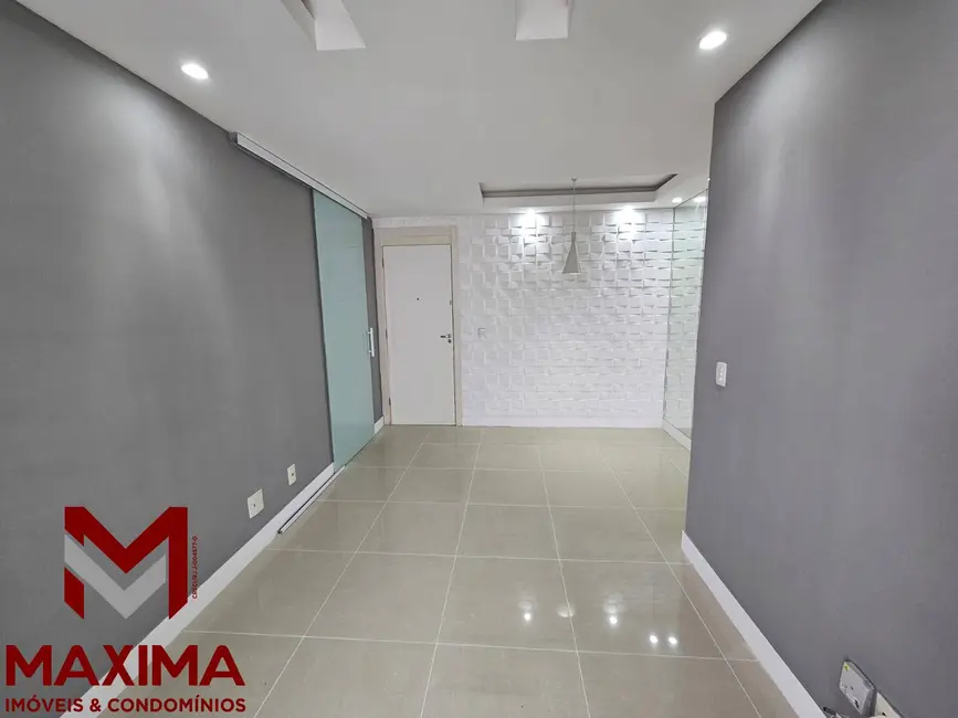 Foto 3 de Apartamento com 2 quartos para alugar em Recreio dos Bandeirantes, Rio De Janeiro - RJ