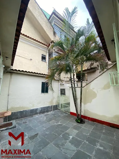 Foto 1 de Casa com 1 quarto para alugar, 250m2 em Jardim Vinte e Cinco de Agosto, Duque De Caxias - RJ