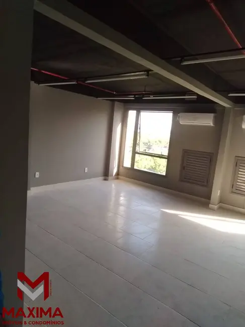 Sala Comercial para alugar, 46m2 em Rio De Janeiro - RJ - imagem 2 Foto 2 de Sala Comercial para alugar, 46m2 em Rio De Janeiro - RJ
