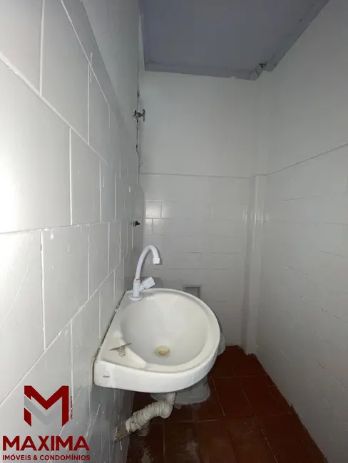 Sala Comercial para alugar, 28m2 em Centro, Duque De Caxias - RJ - imagem 3 Foto 3 de Sala Comercial para alugar, 28m2 em Centro, Duque De Caxias - RJ