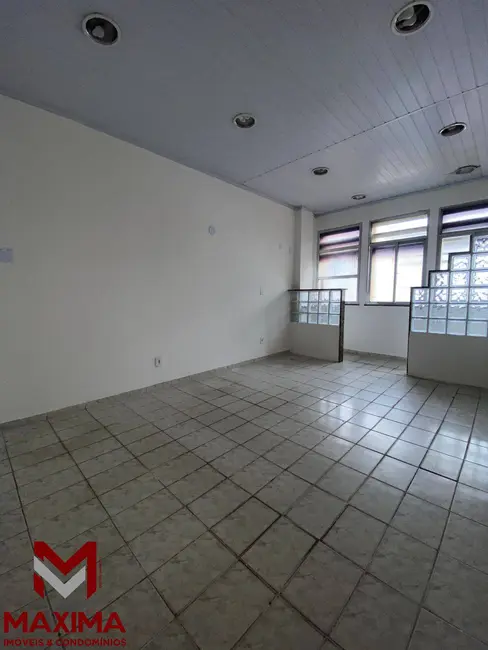 Sala Comercial para alugar, 28m2 em Centro, Duque De Caxias - RJ - imagem 2 Foto 2 de Sala Comercial para alugar, 28m2 em Centro, Duque De Caxias - RJ