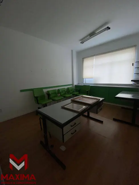 Foto 3 de Sala Comercial para alugar, 28m2 em Centro, Duque De Caxias - RJ