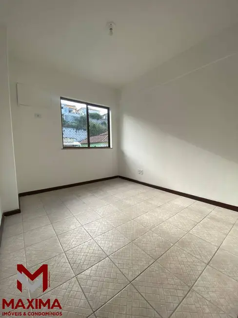 Foto 8 de Apartamento com 2 quartos para alugar, 90m2 em Jardim Vinte e Cinco de Agosto, Duque De Caxias - RJ