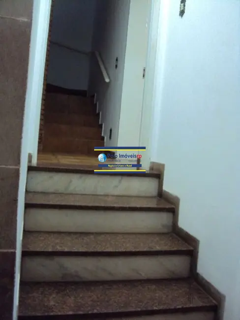 Sobrado com 3 quartos à venda, 145m2 em Centro, Ribeirao Preto - SP - imagem 3 Foto 3 de Sobrado com 3 quartos à venda, 145m2 em Centro, Ribeirao Preto - SP