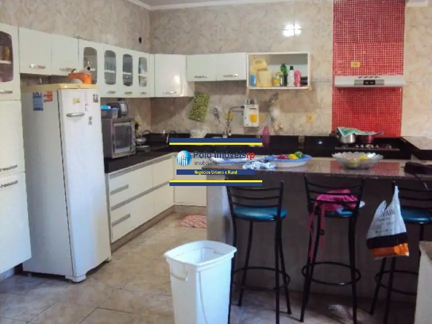 Casa com 3 quartos à venda, 130m2 em Campos Elíseos, Ribeirao Preto - SP - imagem 6 Foto 6 de Casa com 3 quartos à venda, 130m2 em Campos Elíseos, Ribeirao Preto - SP