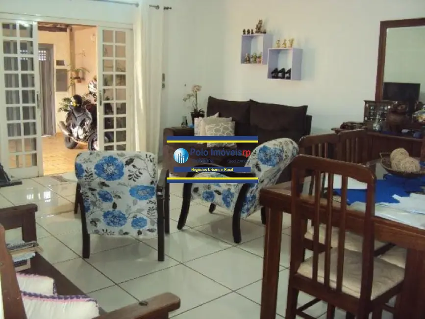 Casa com 4 quartos à venda, 160m2 em Jardim Joaquim Procópio de Araújo Ferraz, Ribeirao Preto - SP - imagem 5 Foto 5 de Casa com 4 quartos à venda, 160m2 em Jardim Joaquim Procópio de Araújo Ferraz, Ribeirao Preto - SP