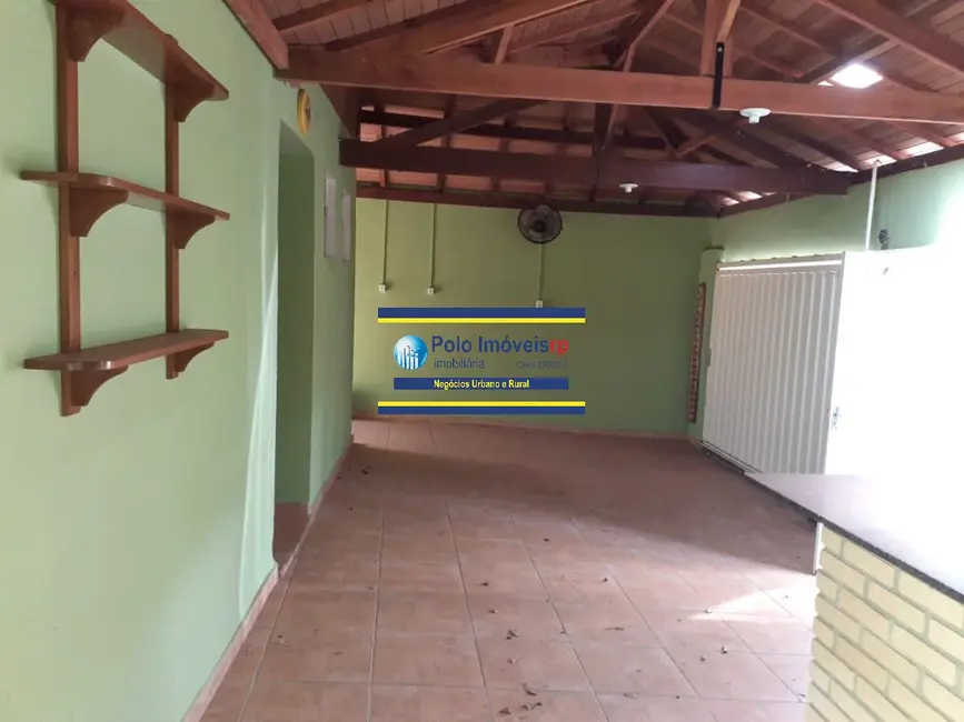 Casa com 3 quartos à venda, 200m2 em Centro, Sao Simao - SP - imagem 6 Foto 6 de Casa com 3 quartos à venda, 200m2 em Centro, Sao Simao - SP