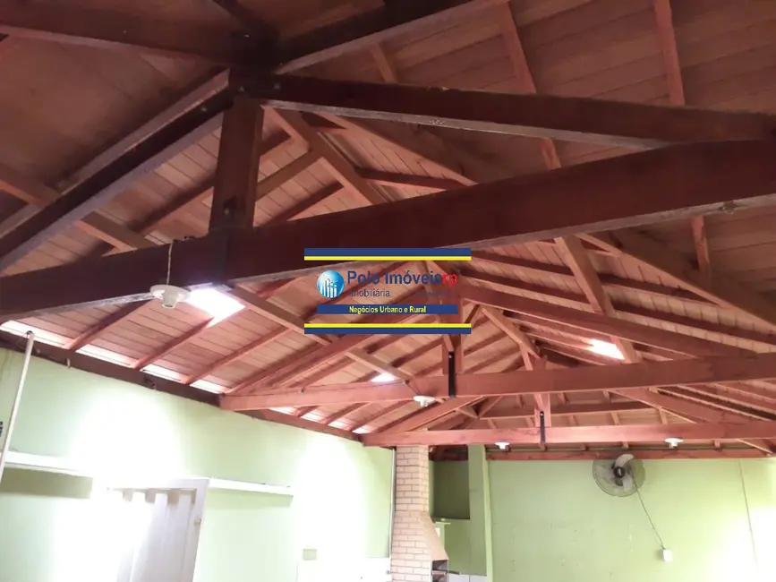 Casa com 3 quartos à venda, 200m2 em Centro, Sao Simao - SP - imagem 3 Foto 3 de Casa com 3 quartos à venda, 200m2 em Centro, Sao Simao - SP