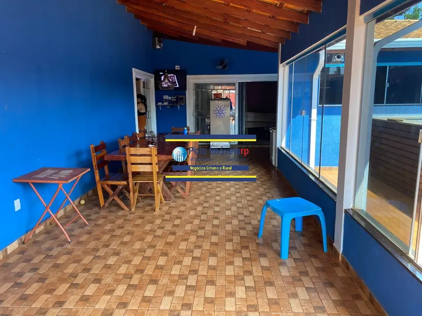 Chácara com 3 quartos à venda, 255m2 em Miguelopolis - SP - imagem 9 Foto 9 de Chácara com 3 quartos à venda, 255m2 em Miguelopolis - SP