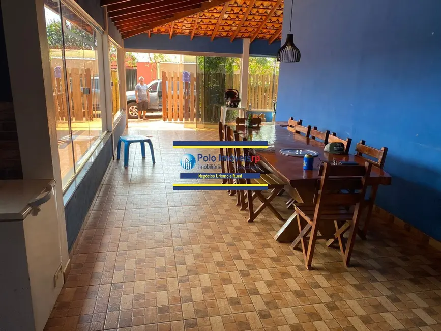 Chácara com 3 quartos à venda, 255m2 em Miguelopolis - SP - imagem 8 Foto 8 de Chácara com 3 quartos à venda, 255m2 em Miguelopolis - SP