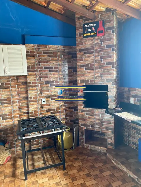 Chácara com 3 quartos à venda, 255m2 em Miguelopolis - SP - imagem 5 Foto 5 de Chácara com 3 quartos à venda, 255m2 em Miguelopolis - SP