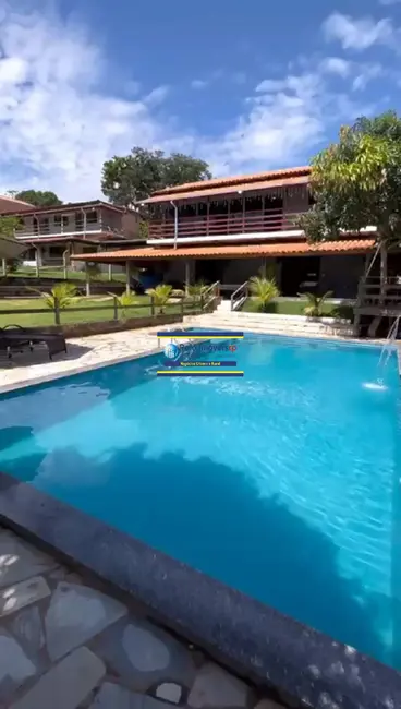 Foto 1 de Casa com 3 quartos à venda, 430m2 em Delfinopolis - MG