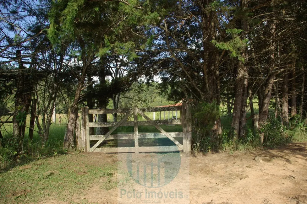 Sítio / Rancho com 1 quarto à venda, 10m2 em Jacui - MG - imagem 1 Foto 1 de Sítio / Rancho com 1 quarto à venda, 10m2 em Jacui - MG
