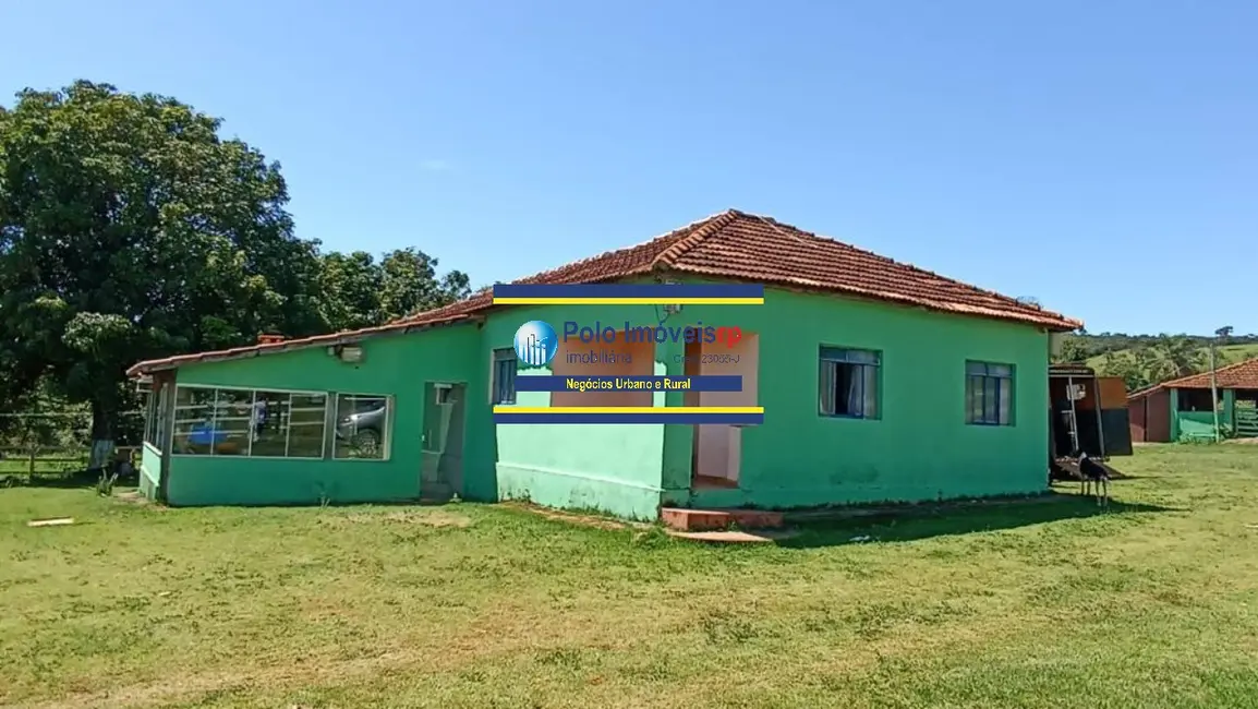 Foto 3 de Sítio / Rancho com 3 quartos à venda, 10m2 em Guape - MG