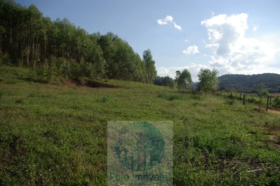 Sítio / Rancho com 3 quartos à venda, 14m2 em Jacui - MG - imagem 4 Foto 4 de Sítio / Rancho com 3 quartos à venda, 14m2 em Jacui - MG