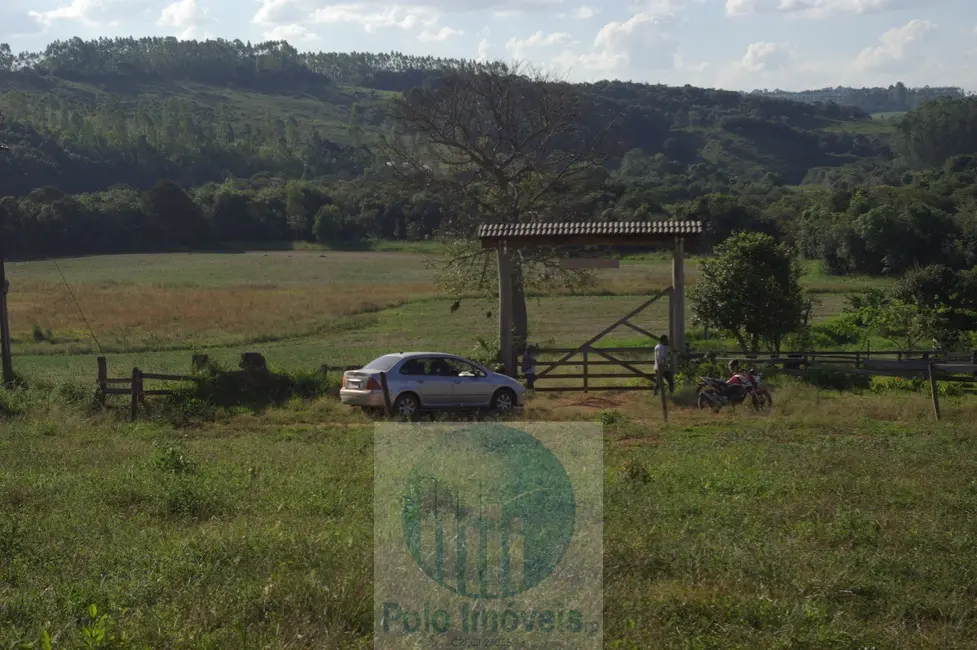 Sítio / Rancho com 3 quartos à venda, 14m2 em Jacui - MG - imagem 1 Foto 1 de Sítio / Rancho com 3 quartos à venda, 14m2 em Jacui - MG
