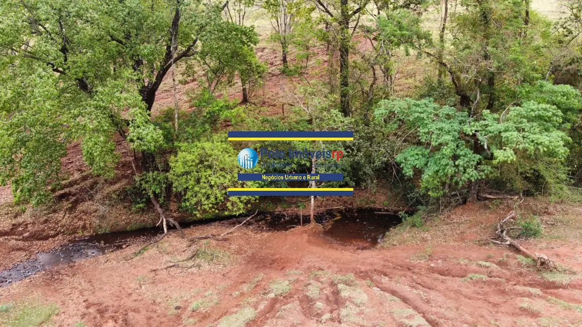 Foto 3 de Fazenda / Haras com 6 quartos à venda, 181m2 em Centro, Batatais - SP
