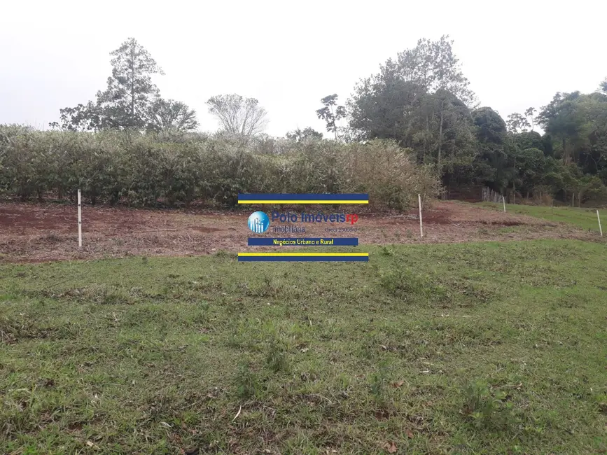 Foto 2 de Sítio / Rancho com 4 quartos à venda, 250m2 em Sao Tomas De Aquino - MG