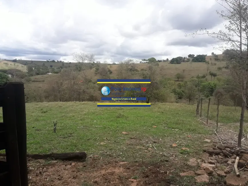 Foto 4 de Sítio / Rancho com 4 quartos à venda, 250m2 em Sao Tomas De Aquino - MG