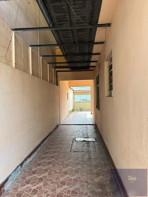 Casa com 3 quartos à venda, 480m2 em Jardim Gramacho, Duque De Caxias - RJ - imagem 9 Foto 9 de Casa com 3 quartos à venda, 480m2 em Jardim Gramacho, Duque De Caxias - RJ