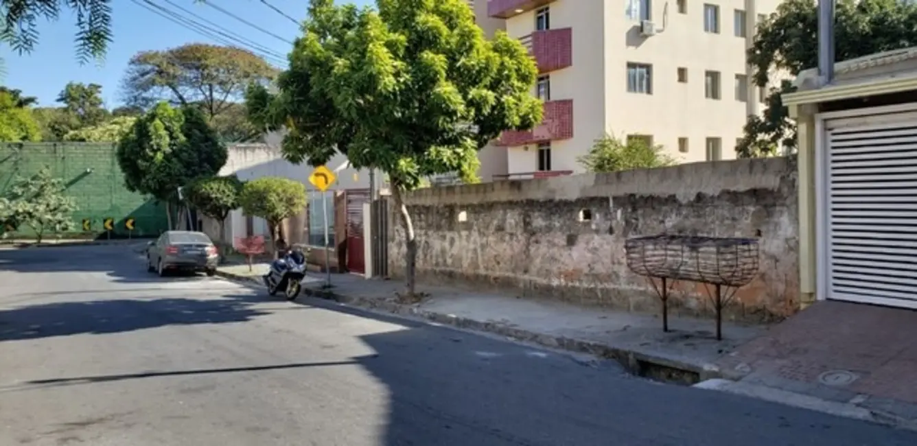 Terreno / Lote à venda, 360m2 em Belo Horizonte - MG - imagem 2 Foto 2 de Terreno / Lote à venda, 360m2 em Belo Horizonte - MG
