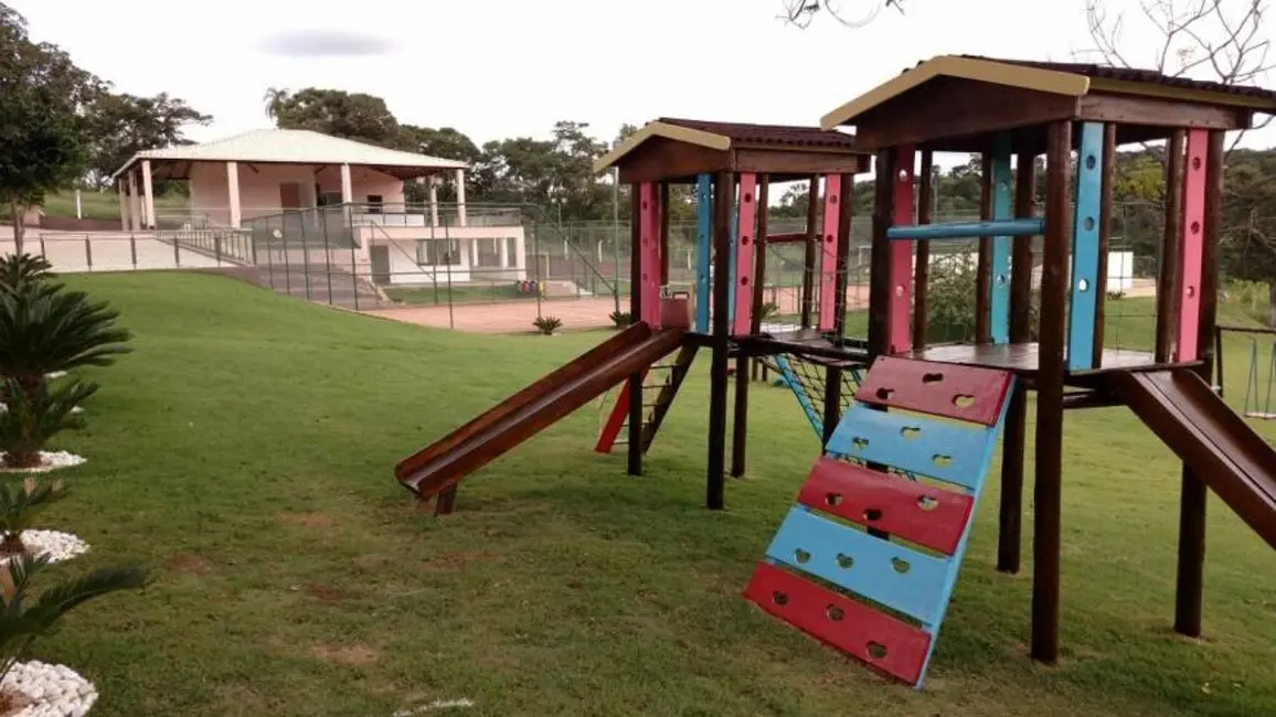 Foto 9 de Terreno / Lote à venda, 1000m2 em Jaboticatubas - MG