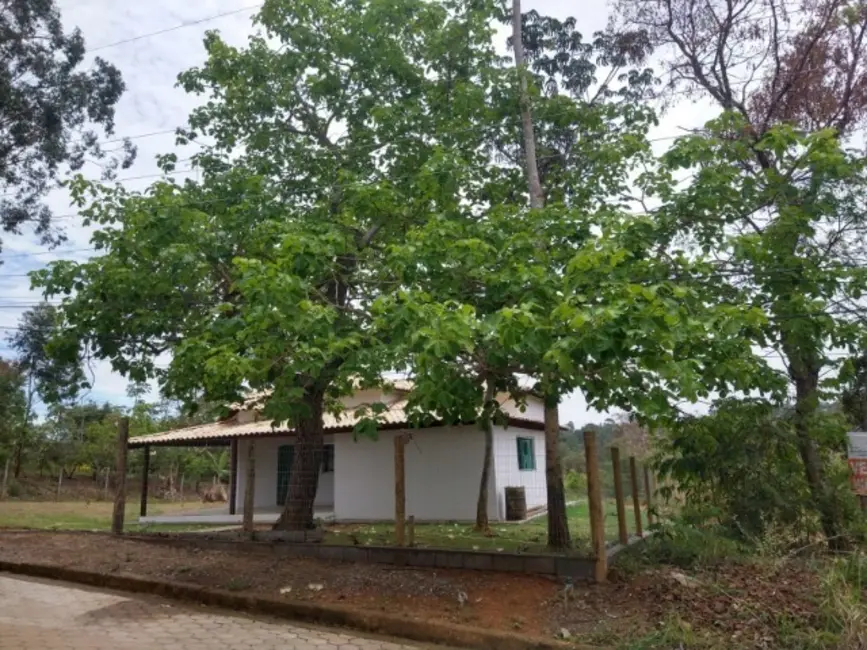Foto 3 de Chácara com 3 quartos à venda, 192m2 em Jaboticatubas - MG
