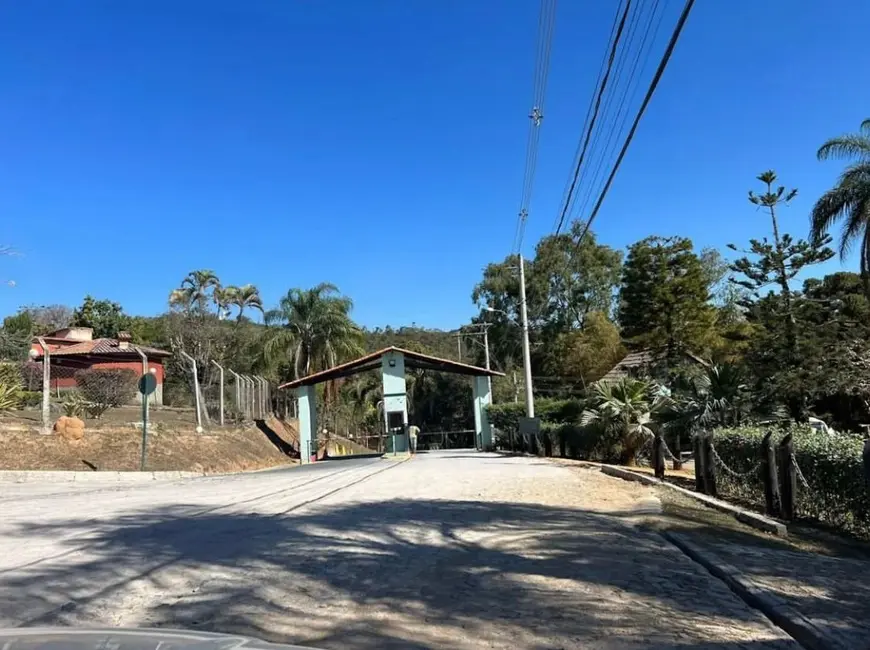 Foto 2 de Terreno / Lote à venda, 1654m2 em Esmeraldas - MG
